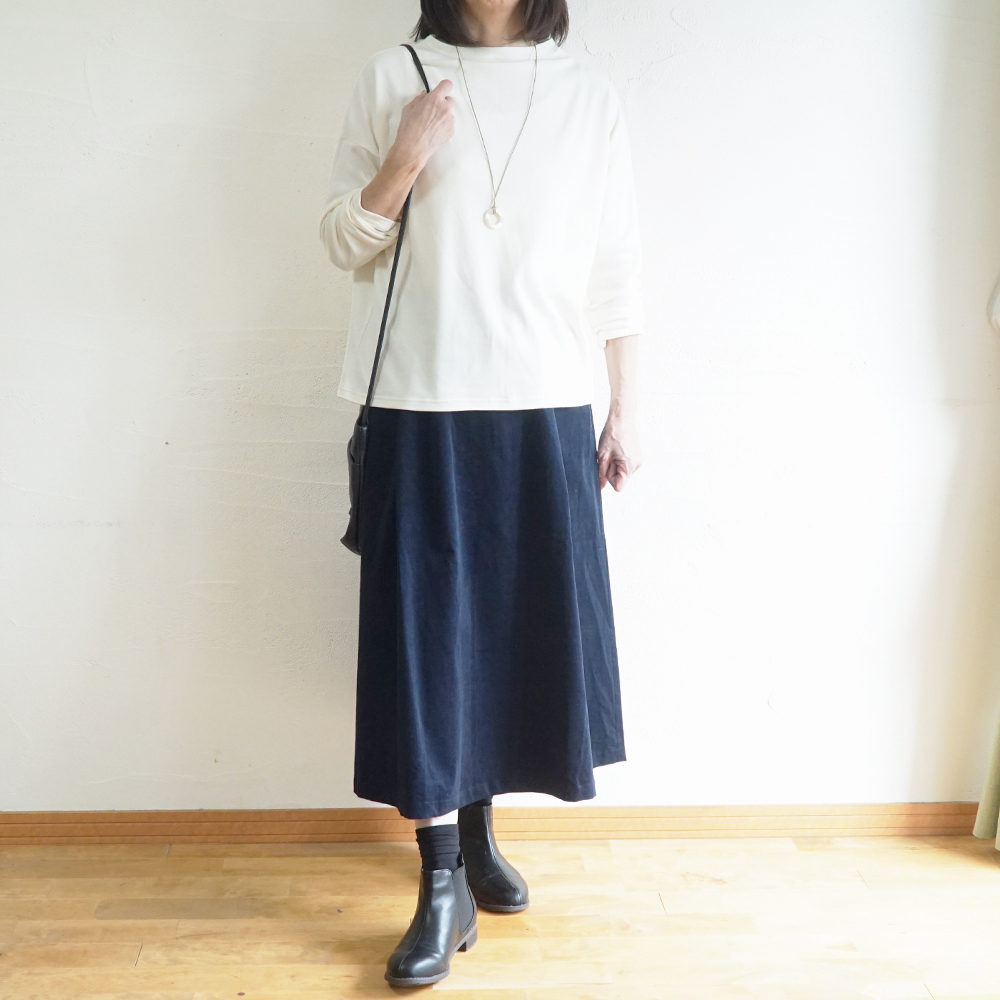 ボトルネックプルオーバー 