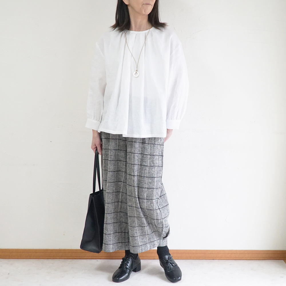 リネンブラウス 