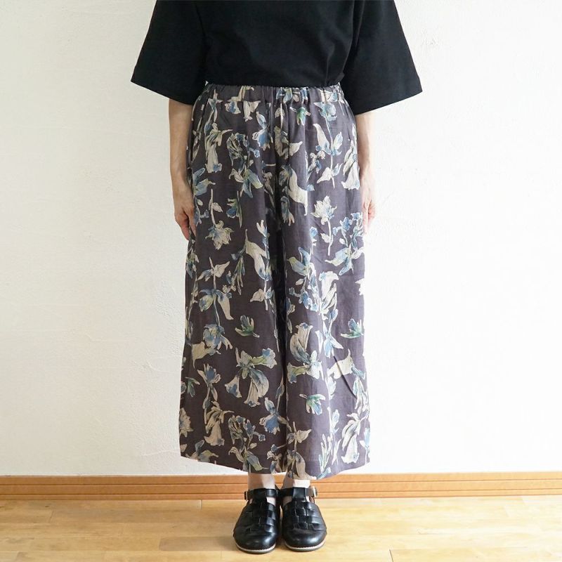 Branch m‘.,ブランチエム,ナチュラル,30代,40代,50代,60代,リネン,ゆったり,パンツ,リネンパンツ,花柄,柄パンツ