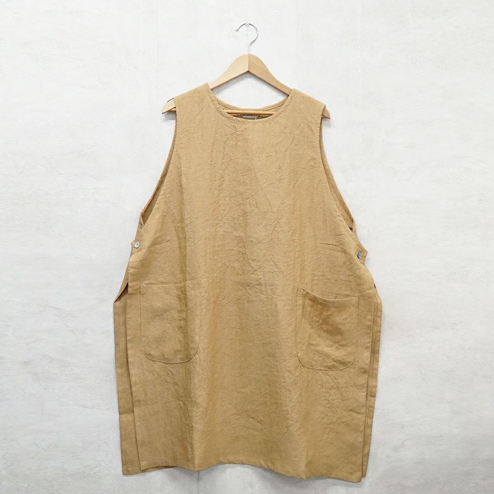 Branch m‘.,ブランチエム,ナチュラル,30代,40代,50代,60代,リネン,ゆったり,エプロン,リネンエプロン,エプロンベスト,ベスト,重ね着,レイヤード,レイヤードコーデ,