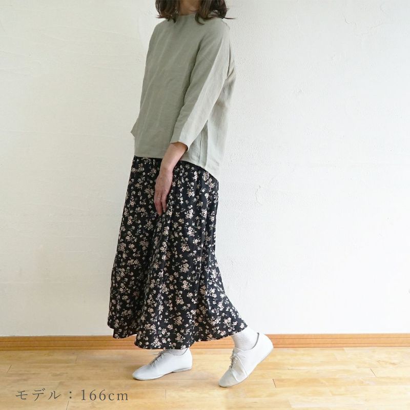 Branch m‘.,ブランチエム,ナチュラル,30代,40代,50代,60代,リネン,ゆったり,コットンリネン,スカート,リネンスカート,コットンリネンスカート,フレアスカート,ギャザースカート,花柄,花柄スカート,
