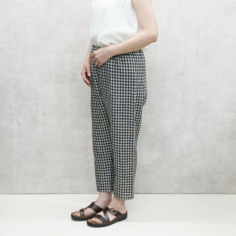 Branch m‘.,ブランチエム,ナチュラル,30代,40代,50代,60代,リネン,ゆったり,パンツ,リネンパンツ,クロップドパンツ,クロップド,テーパードパンツ,リネンテーパードパンツ,