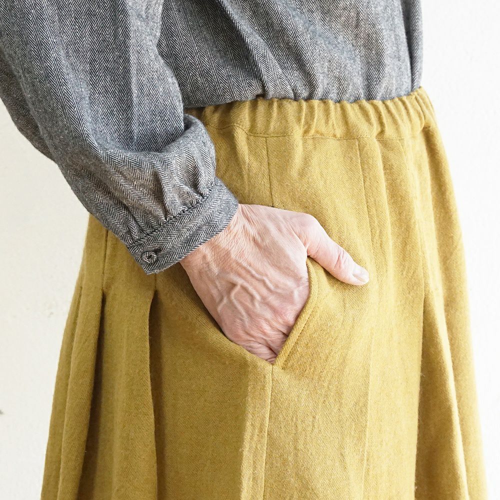Branch m‘.,ブランチエム,ナチュラル,30代,40代,50代,60代,ウール,ゆったり,リネン,リネンウール,ラミーリネン,スカート,タックスカート,フレアスカート
