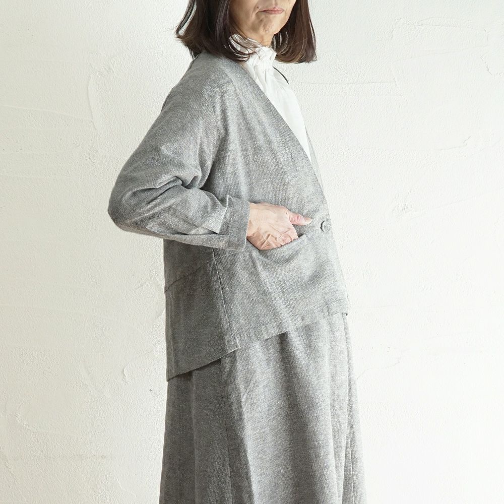 Branch m‘.,ブランチエム,ナチュラル,30代,40代,50代,60代,コットン,ゆったり,綿,ジャケット,ノーカラー,ノーカラージャケット,フォーマル,ハレの日,お出かけ,セットアップ,入学式,卒業式,
