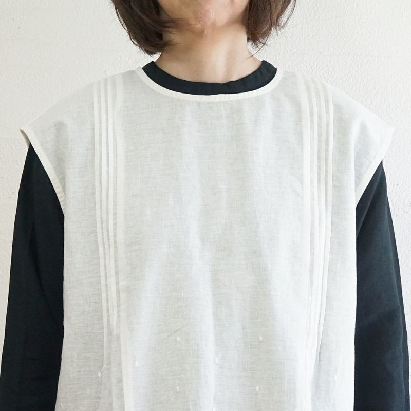 Branch m‘.,ブランチエム,ナチュラル,30代,40代,50代,60代,リネン,ゆったり,麻,ベスト,ブラウス,刺繍,スカラップ刺繡,刺繍ブラウス