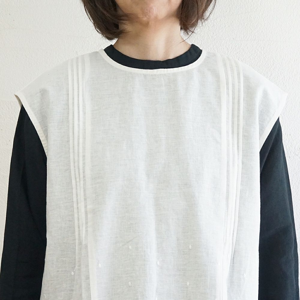 Branch m‘.,ブランチエム,ナチュラル,30代,40代,50代,60代,リネン,ゆったり,麻,ベスト,ブラウス,刺繍,スカラップ刺繡,刺繍ブラウス