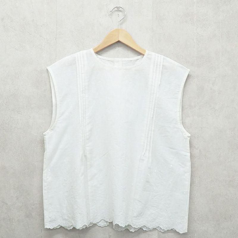 Branch m‘.,ブランチエム,ナチュラル,30代,40代,50代,60代,リネン,ゆったり,麻,ベスト,ブラウス,刺繍,スカラップ刺繡,刺繍ブラウス