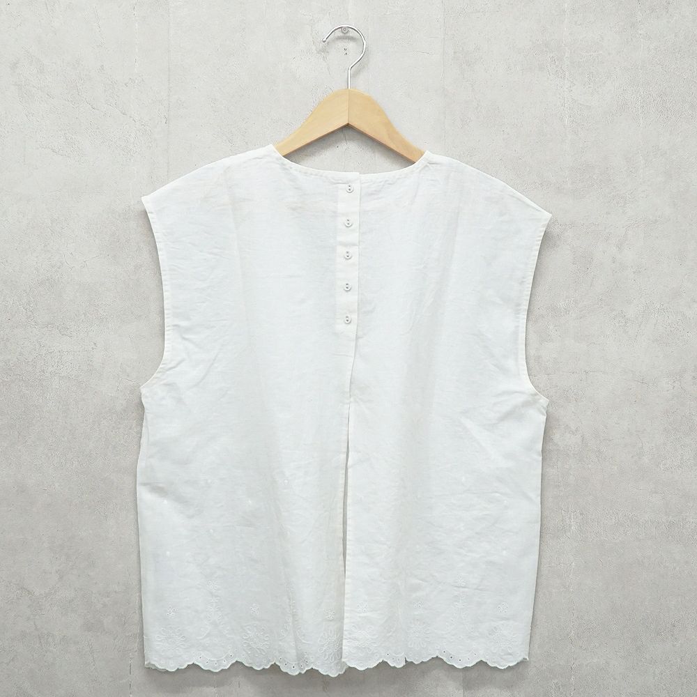 Branch m‘.,ブランチエム,ナチュラル,30代,40代,50代,60代,リネン,ゆったり,麻,ベスト,ブラウス,刺繍,スカラップ刺繡,刺繍ブラウス