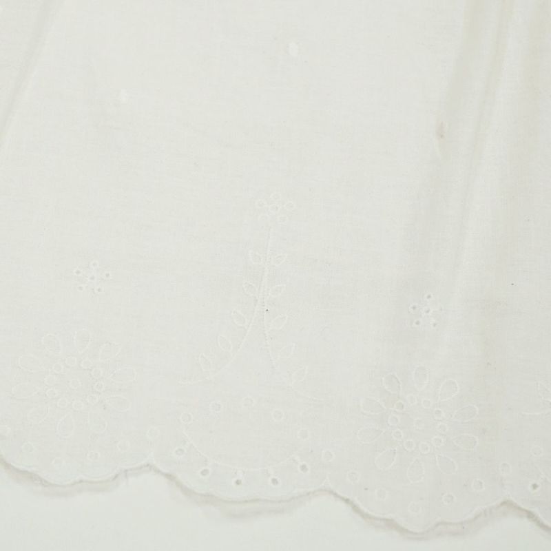 Branch m‘.,ブランチエム,ナチュラル,30代,40代,50代,60代,リネン,ゆったり,麻,ベスト,ブラウス,刺繍,スカラップ刺繡,刺繍ブラウス