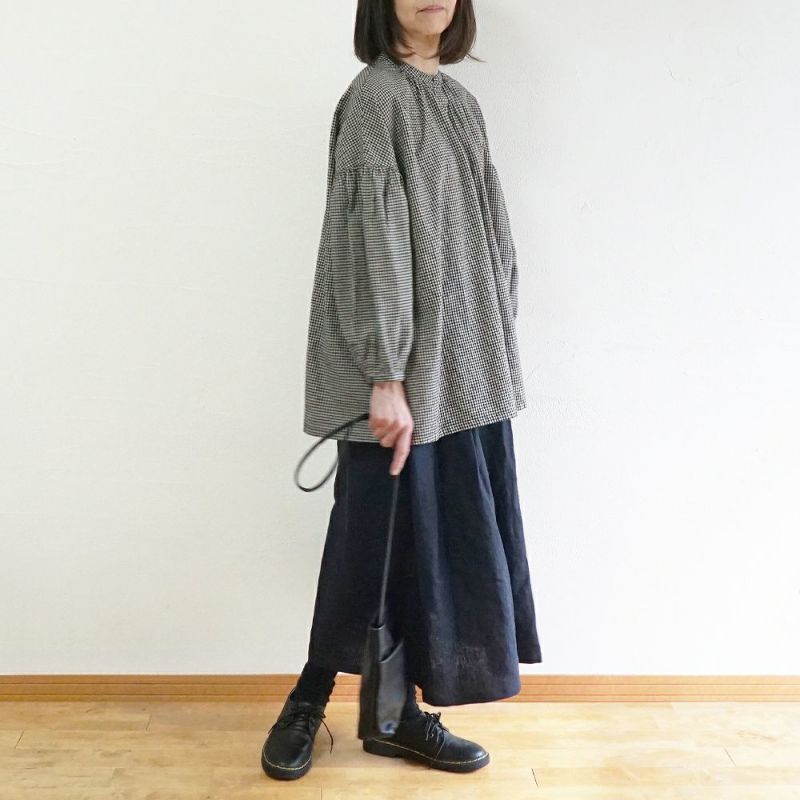 Branch m‘.,ブランチエム,ナチュラル,30代,40代,50代,60代,リネン,ゆったり,スカート,リネンスカート,切り替え,切り替えタック,タックスカート