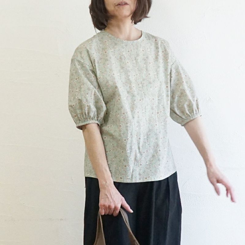 Branch m‘.,ブランチエム,ナチュラル,30代,40代,50代,60代,コットン,ゆったり,綿,blouse,ブラウス,綿ブラウス,コットンブラウス,綿ローン,花柄,花柄ブラウス