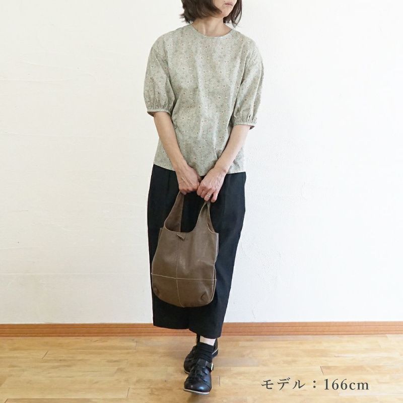 Branch m‘.,ブランチエム,ナチュラル,30代,40代,50代,60代,コットン,ゆったり,綿,blouse,ブラウス,綿ブラウス,コットンブラウス,綿ローン,花柄,花柄ブラウス