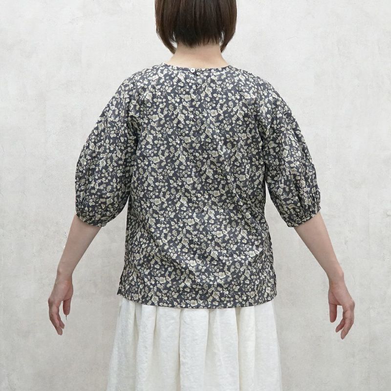 Branch m‘.,ブランチエム,ナチュラル,30代,40代,50代,60代,コットン,ゆったり,綿,blouse,ブラウス,綿ブラウス,コットンブラウス,綿ローン,花柄,花柄ブラウス