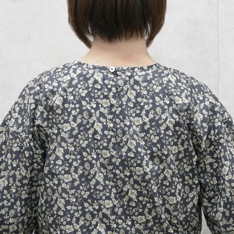 Branch m‘.,ブランチエム,ナチュラル,30代,40代,50代,60代,コットン,ゆったり,綿,blouse,ブラウス,綿ブラウス,コットンブラウス,綿ローン,花柄,花柄ブラウス