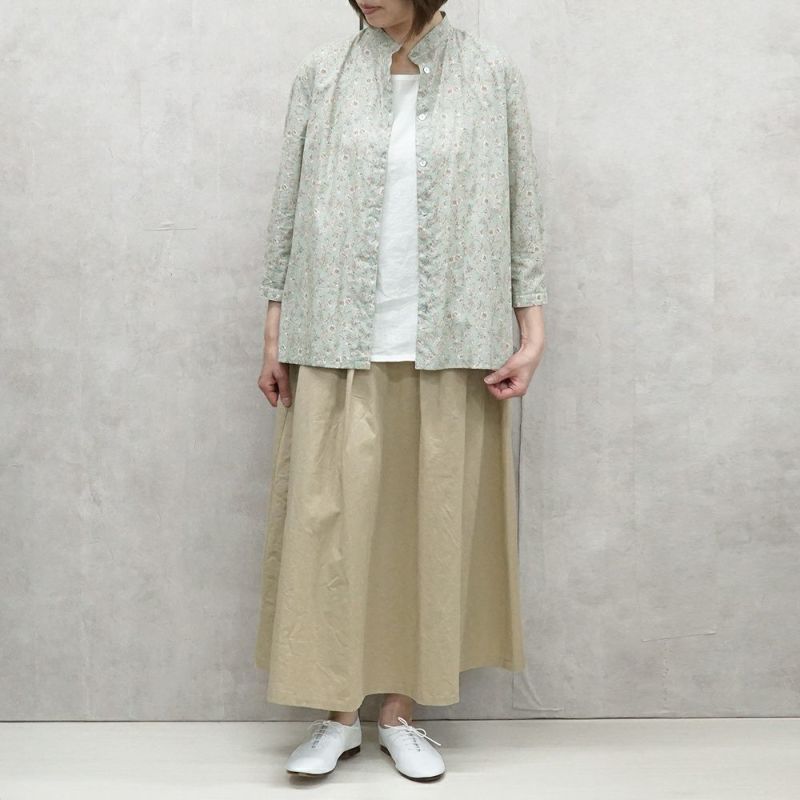 Branch m‘.,ブランチエム,ナチュラル,30代,40代,50代,60代,コットン,ゆったり,綿,blouse,ブラウス,綿ブラウス,コットンブラウス,綿ローン,花柄,花柄ブラウス,バンドカラーブラウス,バンドカラー,スタンドカラー,スタンドカラーブラウス