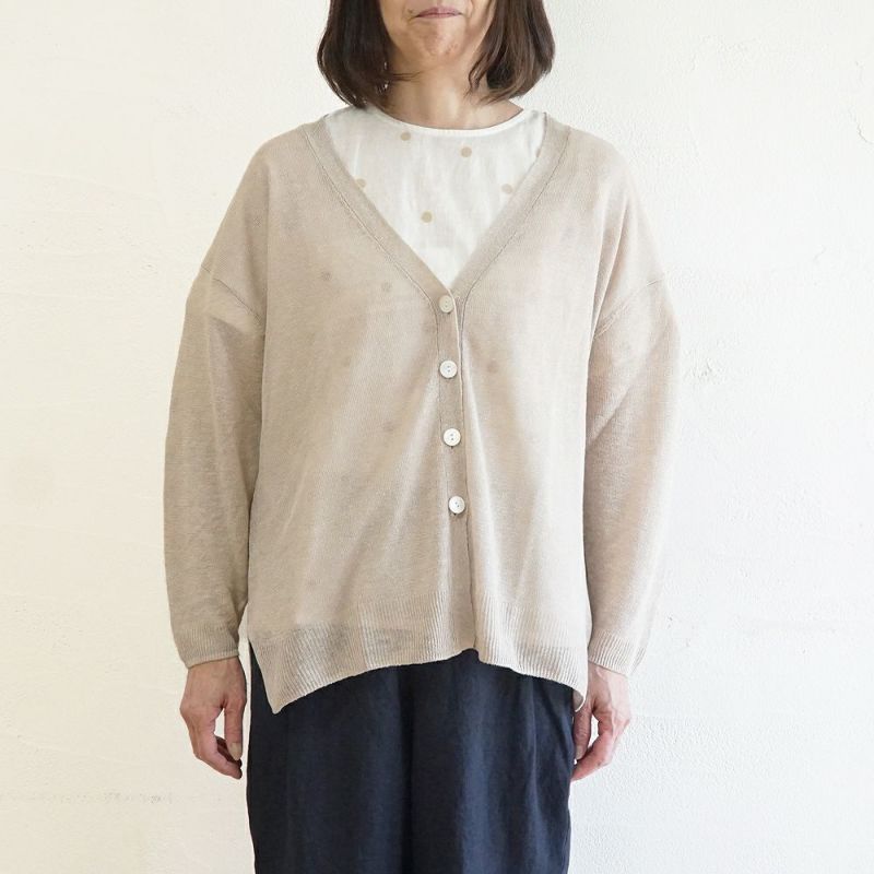 Branch m‘.,ブランチエム,ナチュラル,30代,40代,50代,60代,ゆったり,リネン,knit,ニット,リネンニット,カーディガン,ニットカーディガン,Vネック,Vネックカーディガン