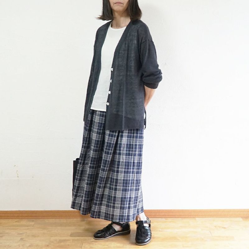 Branch m‘.,ブランチエム,ナチュラル,30代,40代,50代,60代,ゆったり,リネン,knit,ニット,リネンニット,カーディガン,ニットカーディガン,Vネック,Vネックカーディガン
