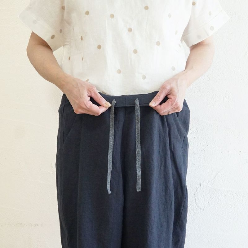 Branch m‘.,ブランチエム,ナチュラル,30代,40代,50代,60代,リネン,ゆったり,パンツ,リネンパンツ,テーパードパンツ,テーパード,タックテーパードパンツ,タックパンツ
