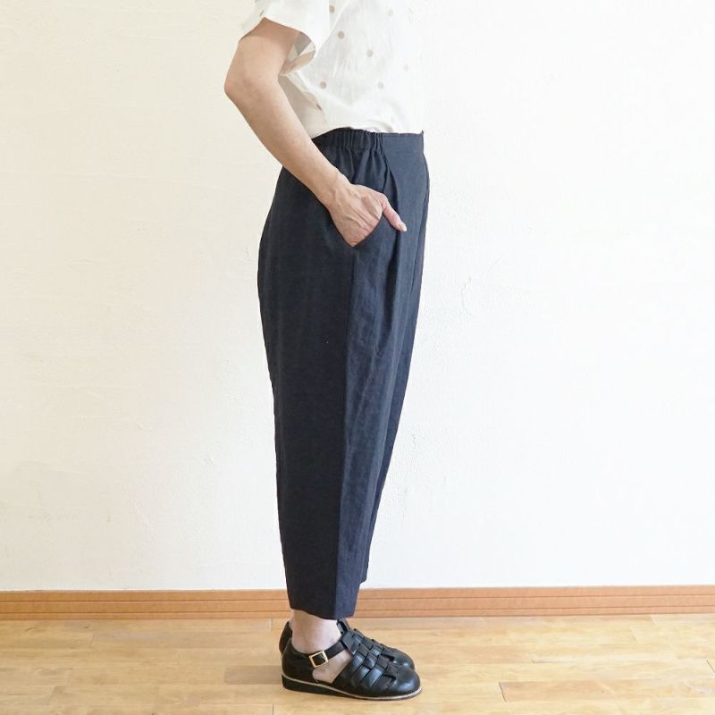 Branch m‘.,ブランチエム,ナチュラル,30代,40代,50代,60代,リネン,ゆったり,パンツ,リネンパンツ,テーパードパンツ,テーパード,タックテーパードパンツ,タックパンツ