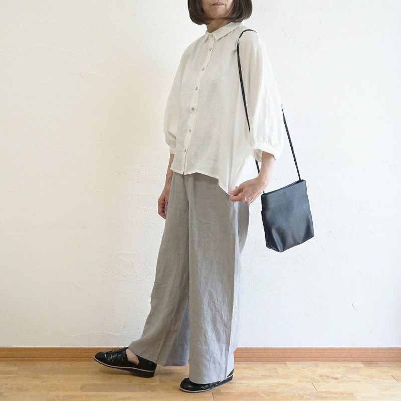 Branch m‘.,ブランチエム,ナチュラル,30代,40代,50代,60代,リネン,ゆったり,パンツ,リネンパンツ,テーパードパンツ,テーパード,タックテーパードパンツ,タックパンツ