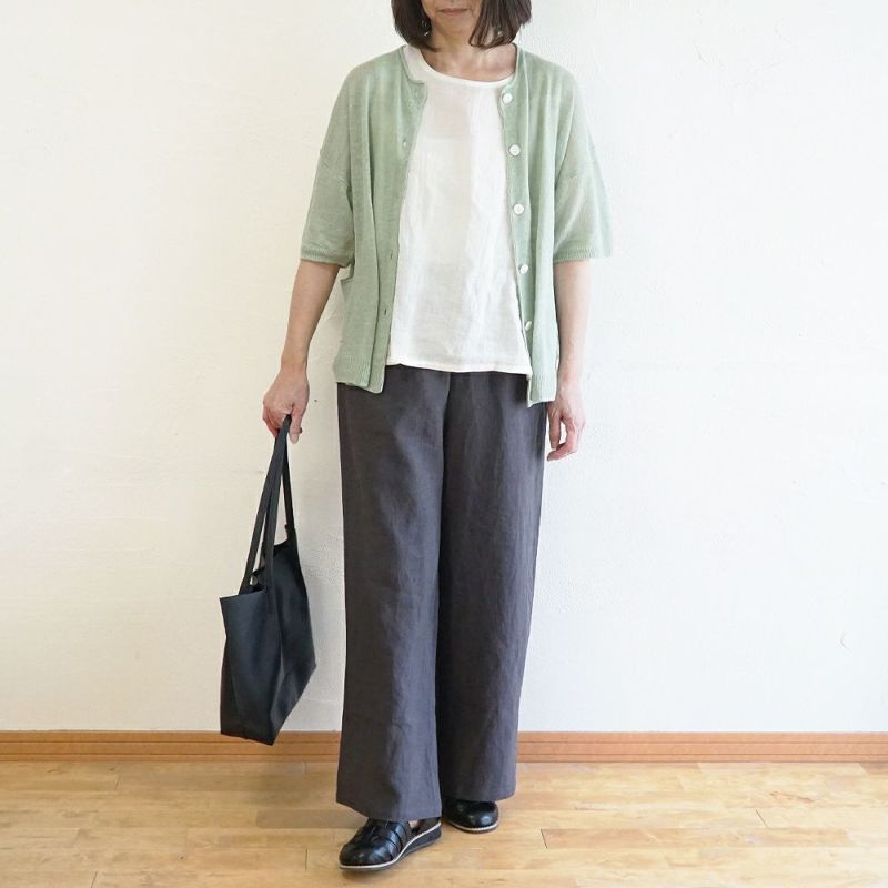 Branch m‘.,ブランチエム,ナチュラル,30代,40代,50代,60代,リネン,ゆったり,パンツ,リネンパンツ,テーパードパンツ,テーパード,タックテーパードパンツ,タックパンツ