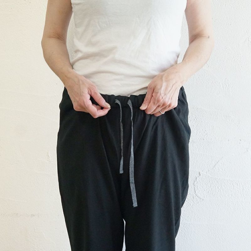 Branch m‘.,ブランチエム,ナチュラル,30代,40代,50代,60代,リネン,ゆったり,リネンコットン,ストレッチ,pants,パンツ,ストレッチパンツ,クロップド,クロップドパンツ 