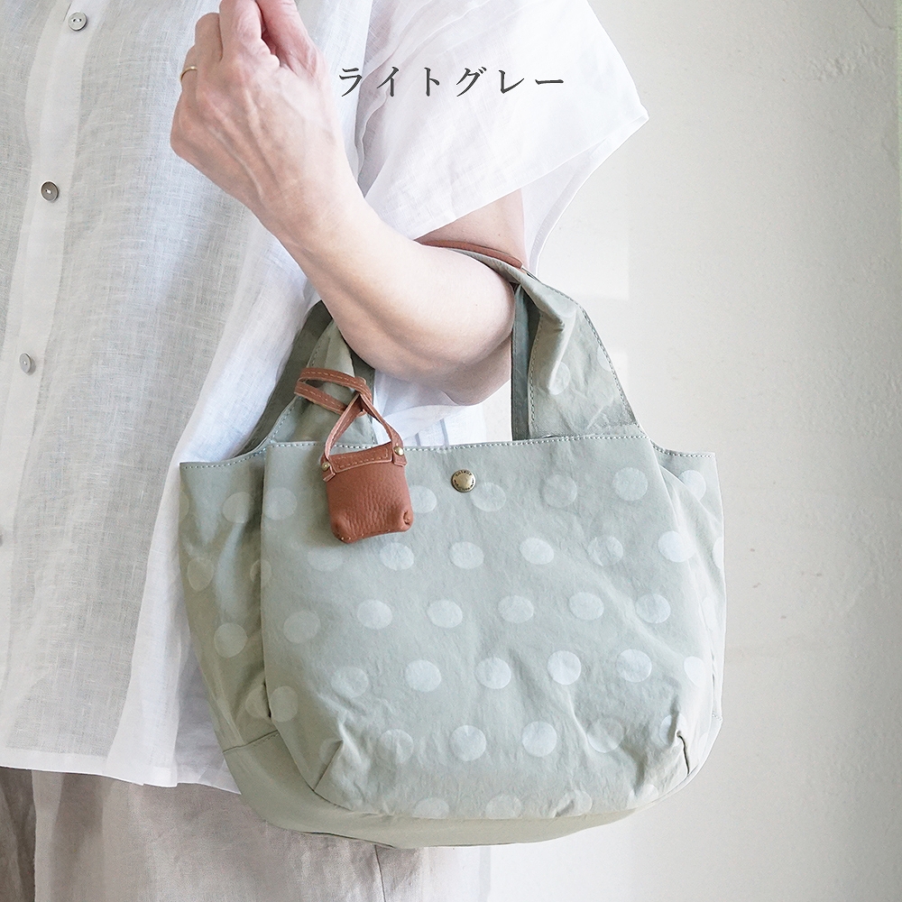 Branch m‘.,ブランチエム,ナチュラル,30代,40代,50代,60代,ゆったり,バッグ,サコッシュ,toleur,トーラ,トートバッグ,革バッグ,カウレザーバッグ,カウレザー,