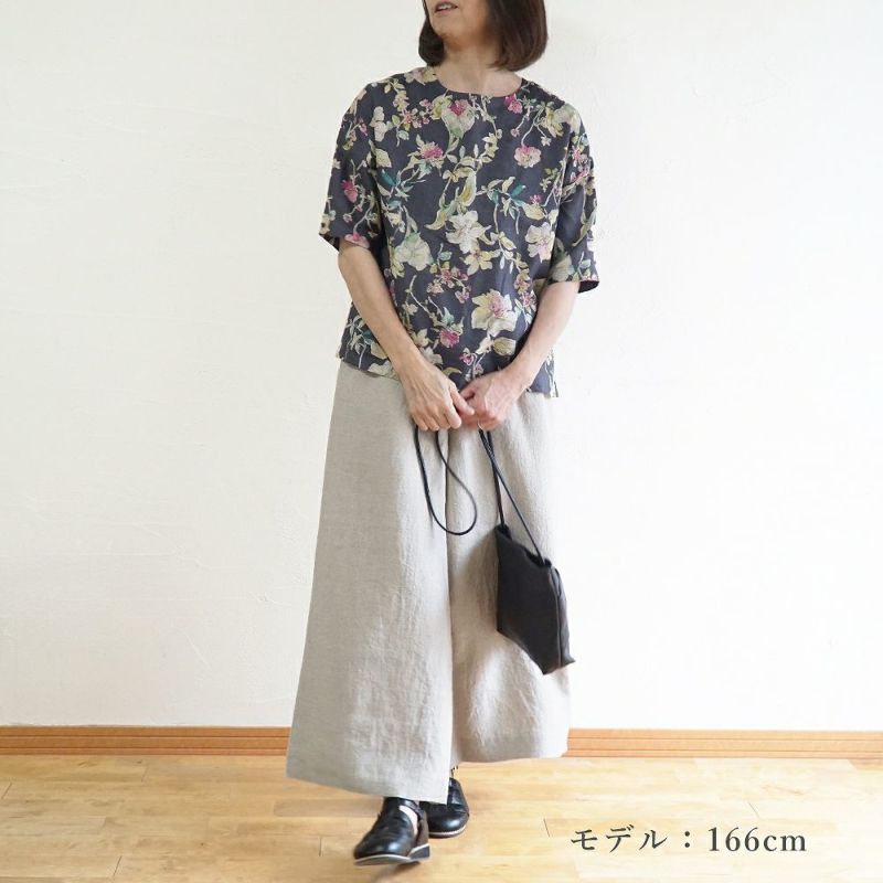 Branch m‘.,ブランチエム,ナチュラル,30代,40代,50代,60代,リネン,ゆったり,ブラウス,プルオーバー,リネンブラウス,５分袖,５分袖プルオーバー,プルオーバーブラウス,花柄,花柄ブラウス,