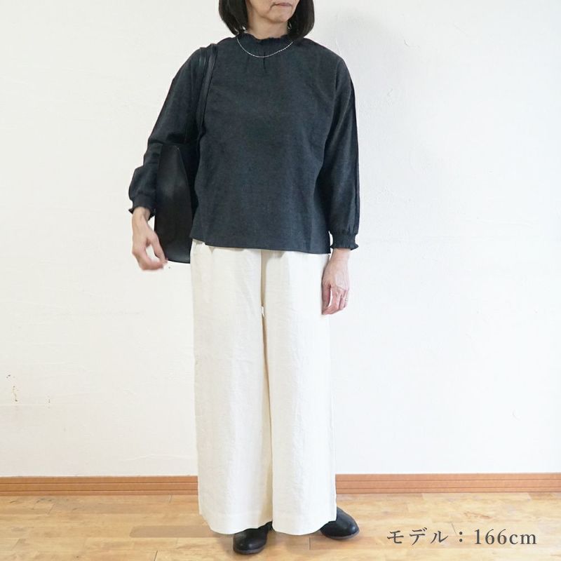 Branch m‘.,ブランチエム,ナチュラル,30代,40代,50代,60代,コットン,ゆったり,blouse,ブラウス,綿ブラウス,起毛ブラウス,フリル,フリルブラウス,シャーリング,シャーリングブラウス 