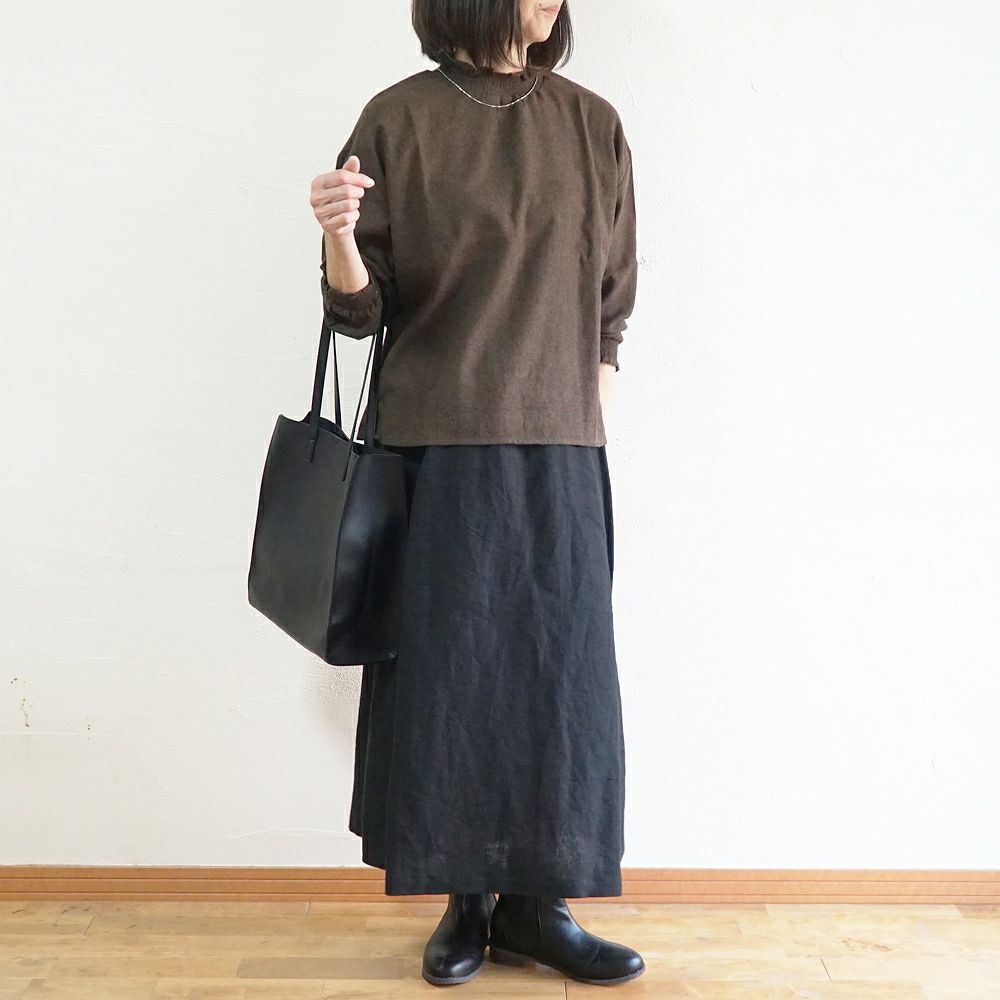 Branch m‘.,ブランチエム,ナチュラル,30代,40代,50代,60代,コットン,ゆったり,blouse,ブラウス,綿ブラウス,起毛ブラウス,フリル,フリルブラウス,シャーリング,シャーリングブラウス 