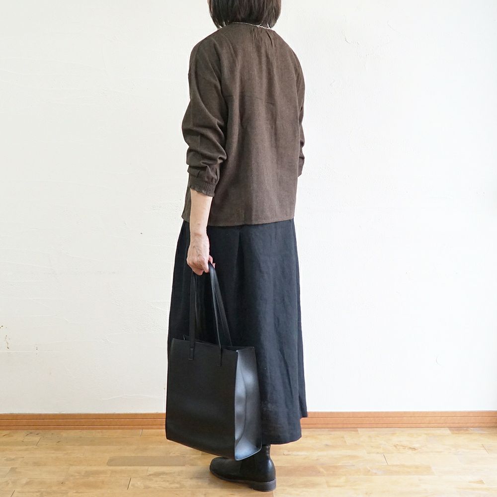 Branch m‘.,ブランチエム,ナチュラル,30代,40代,50代,60代,コットン,ゆったり,blouse,ブラウス,綿ブラウス,起毛ブラウス,フリル,フリルブラウス,シャーリング,シャーリングブラウス 