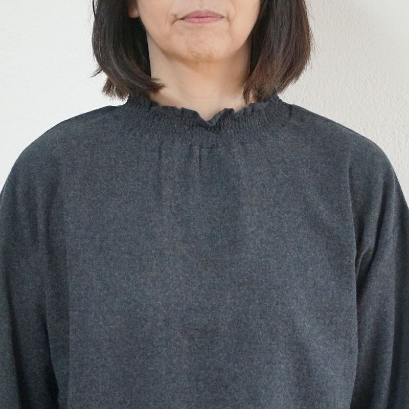 Branch m‘.,ブランチエム,ナチュラル,30代,40代,50代,60代,コットン,ゆったり,blouse,ブラウス,綿ブラウス,起毛ブラウス,フリル,フリルブラウス,シャーリング,シャーリングブラウス 