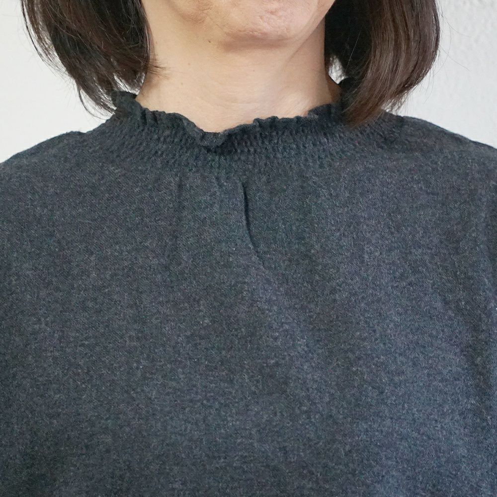 Branch m‘.,ブランチエム,ナチュラル,30代,40代,50代,60代,コットン,ゆったり,blouse,ブラウス,綿ブラウス,起毛ブラウス,フリル,フリルブラウス,シャーリング,シャーリングブラウス 