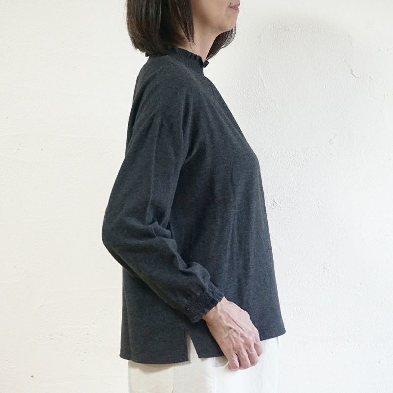 Branch m‘.,ブランチエム,ナチュラル,30代,40代,50代,60代,コットン,ゆったり,blouse,ブラウス,綿ブラウス,起毛ブラウス,フリル,フリルブラウス,シャーリング,シャーリングブラウス 