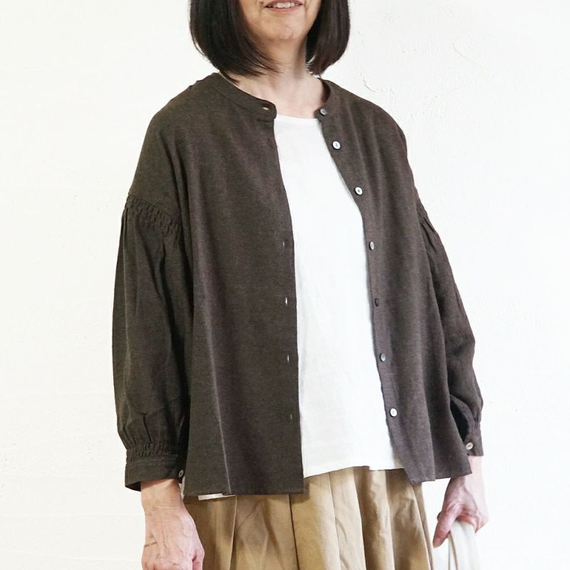 Branch m‘.,ブランチエム,ナチュラル,30代,40代,50代,60代,コットン,ゆったり,blouse,ブラウス,綿ブラウス,起毛ブラウス,シャーリング,シャーリングブラウス,バンドカラー,バンドカラーブラウス,スタンドカラー,スタンドカラーブラウス,羽織,羽織ブラウス