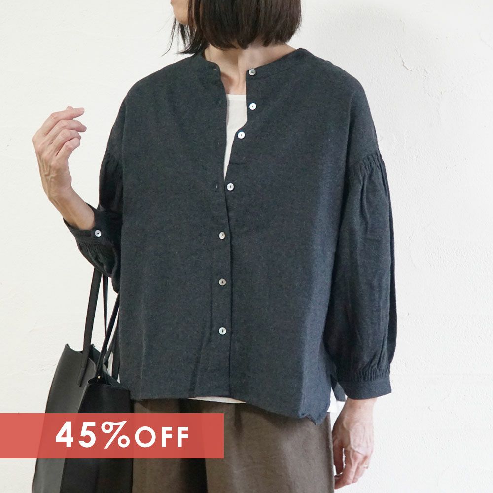 Branch m‘.,ブランチエム,ナチュラル,30代,40代,50代,60代,コットン,ゆったり,blouse,ブラウス,綿ブラウス,起毛ブラウス,シャーリング,シャーリングブラウス,バンドカラー,バンドカラーブラウス,スタンドカラー,スタンドカラーブラウス,羽織,羽織ブラウス