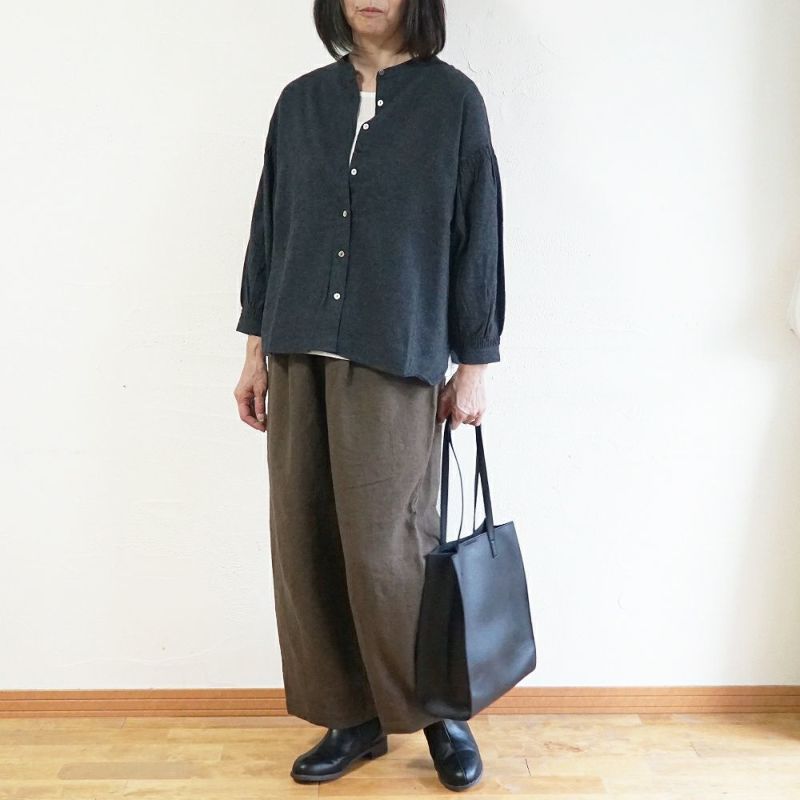 Branch m‘.,ブランチエム,ナチュラル,30代,40代,50代,60代,コットン,ゆったり,blouse,ブラウス,綿ブラウス,起毛ブラウス,シャーリング,シャーリングブラウス,バンドカラー,バンドカラーブラウス,スタンドカラー,スタンドカラーブラウス,羽織,羽織ブラウス