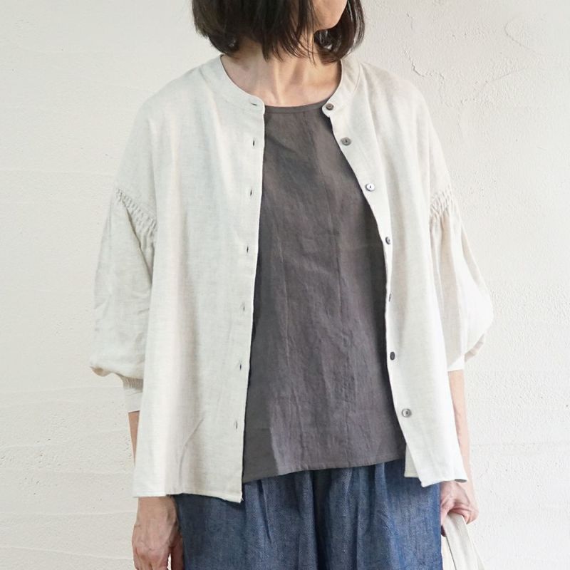 Branch m‘.,ブランチエム,ナチュラル,30代,40代,50代,60代,コットン,ゆったり,blouse,ブラウス,綿ブラウス,起毛ブラウス,シャーリング,シャーリングブラウス,バンドカラー,バンドカラーブラウス,スタンドカラー,スタンドカラーブラウス,羽織,羽織ブラウス