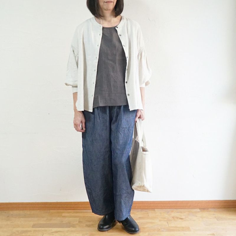 Branch m‘.,ブランチエム,ナチュラル,30代,40代,50代,60代,コットン,ゆったり,blouse,ブラウス,綿ブラウス,起毛ブラウス,シャーリング,シャーリングブラウス,バンドカラー,バンドカラーブラウス,スタンドカラー,スタンドカラーブラウス,羽織,羽織ブラウス