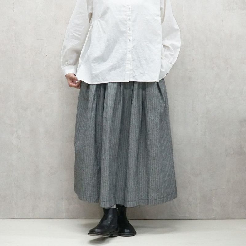 Branch m‘.,ブランチエム,ナチュラル,30代,40代,50代,60代,コットン,ゆったり,綿,skirt,スカート,タックスカート,タックフレアスカート,綿スカート,フレアスカート