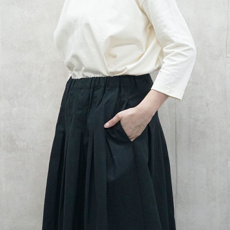 Branch m‘.,ブランチエム,ナチュラル,30代,40代,50代,60代,コットン,ゆったり,綿,skirt,スカート,タックスカート,タックフレアスカート,綿スカート,フレアスカート