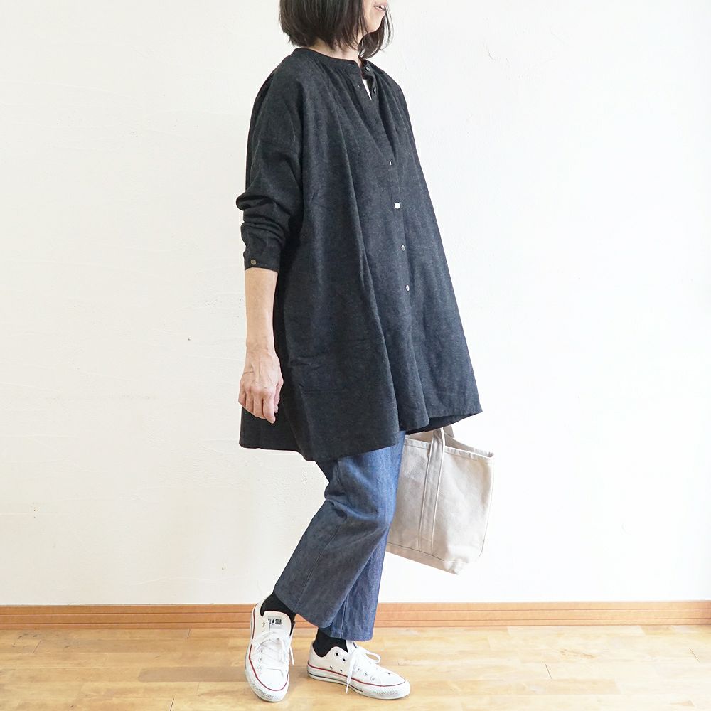 Branch m‘.,ブランチエム,ナチュラル,30代,40代,50代,60代,コットン,ゆったり,blouse,ブラウス,綿ブラウス,綿ウール,コットンウール,チュニック,ギャザーチュニック,羽織チュニック,ライトアウター,カーディガン,チュニックブラウス 