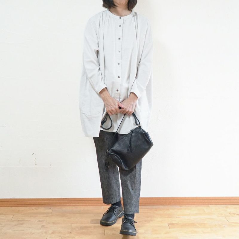 Branch m‘.,ブランチエム,ナチュラル,30代,40代,50代,60代,コットン,ゆったり,blouse,ブラウス,綿ブラウス,綿ウール,コットンウール,チュニック,ギャザーチュニック,羽織チュニック,ライトアウター,カーディガン,チュニックブラウス 