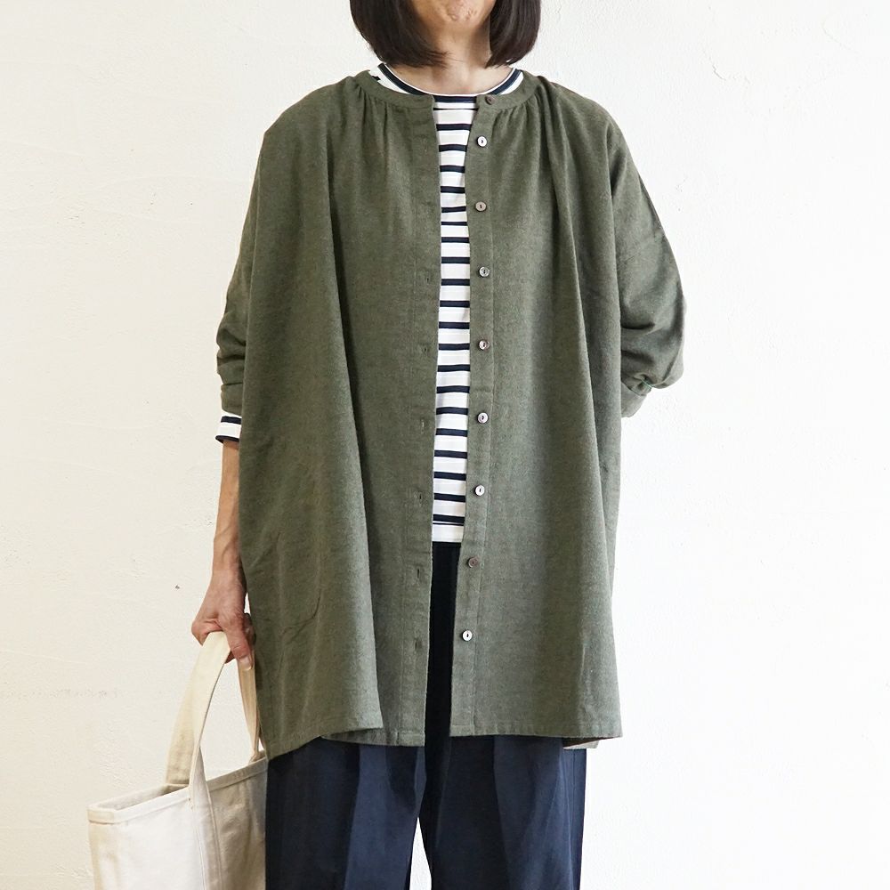 Branch m‘.,ブランチエム,ナチュラル,30代,40代,50代,60代,コットン,ゆったり,blouse,ブラウス,綿ブラウス,綿ウール,コットンウール,チュニック,ギャザーチュニック,羽織チュニック,ライトアウター,カーディガン,チュニックブラウス 