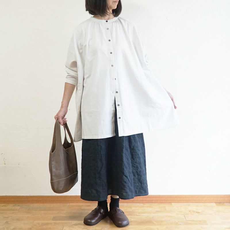 Branch m‘.,ブランチエム,ナチュラル,30代,40代,50代,60代,コットン,ゆったり,blouse,ブラウス,綿ブラウス,綿ウール,コットンウール,チュニック,ギャザーチュニック,羽織チュニック,ライトアウター,カーディガン,チュニックブラウス 