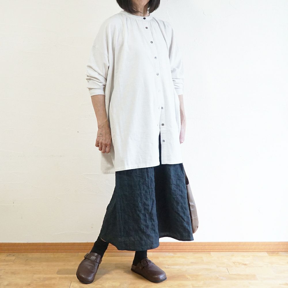 Branch m‘.,ブランチエム,ナチュラル,30代,40代,50代,60代,コットン,ゆったり,blouse,ブラウス,綿ブラウス,綿ウール,コットンウール,チュニック,ギャザーチュニック,羽織チュニック,ライトアウター,カーディガン,チュニックブラウス 