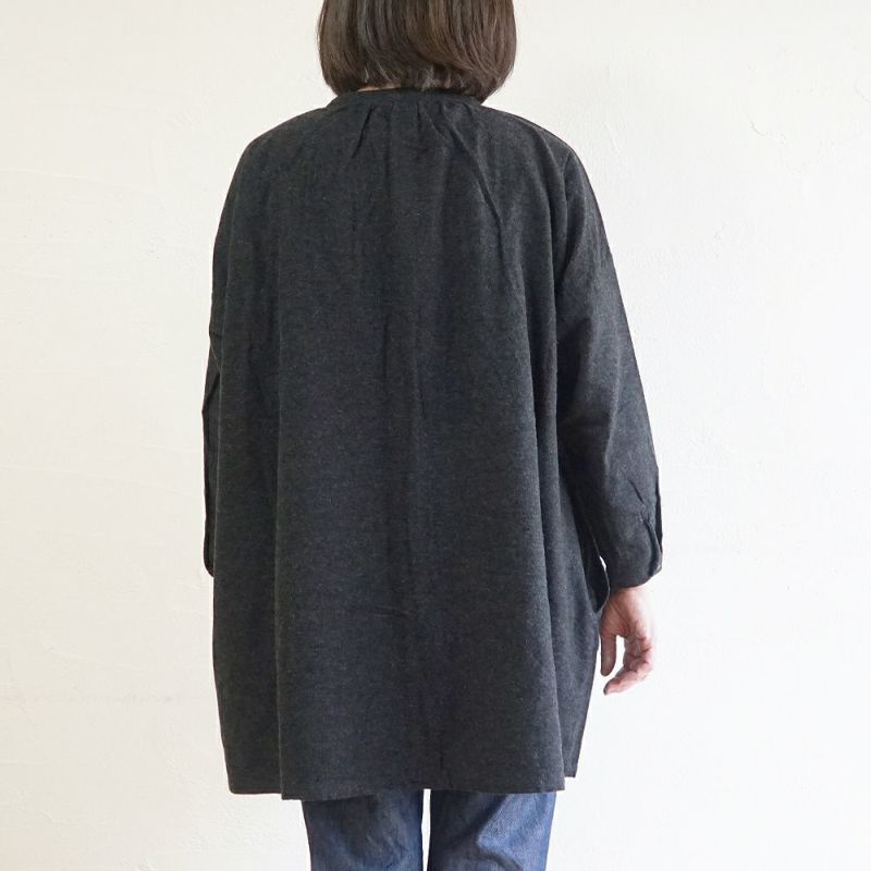 Branch m‘.,ブランチエム,ナチュラル,30代,40代,50代,60代,コットン,ゆったり,blouse,ブラウス,綿ブラウス,綿ウール,コットンウール,チュニック,ギャザーチュニック,羽織チュニック,ライトアウター,カーディガン,チュニックブラウス 