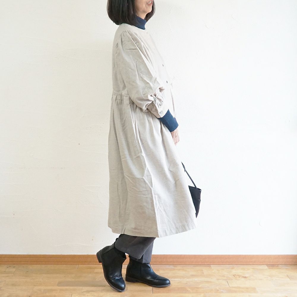 Branch m‘.,ブランチエム,ナチュラル,30代,40代,50代,60代,コットン,ゆったり,blouse,ブラウス,綿ブラウス,綿ウール,コットンウール,ワンピース,ギャザーワンピース,羽織ワンピース,ライトアウター,カーディガン,起毛ワンピース