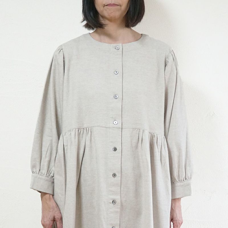 Branch m‘.,ブランチエム,ナチュラル,30代,40代,50代,60代,コットン,ゆったり,blouse,ブラウス,綿ブラウス,綿ウール,コットンウール,ワンピース,ギャザーワンピース,羽織ワンピース,ライトアウター,カーディガン,起毛ワンピース