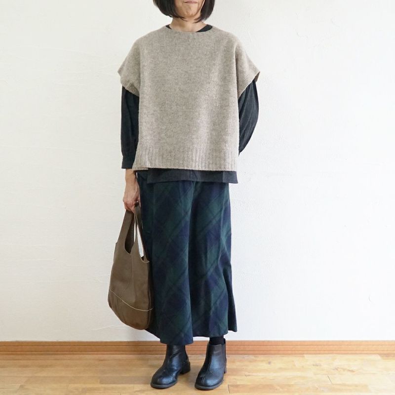 Branch m‘.,ブランチエム,ナチュラル,30代,40代,50代,60代,ウール,ゆったり,knit,ニット,ベスト,ニットベスト,ドロップベスト,SO,エスオー,